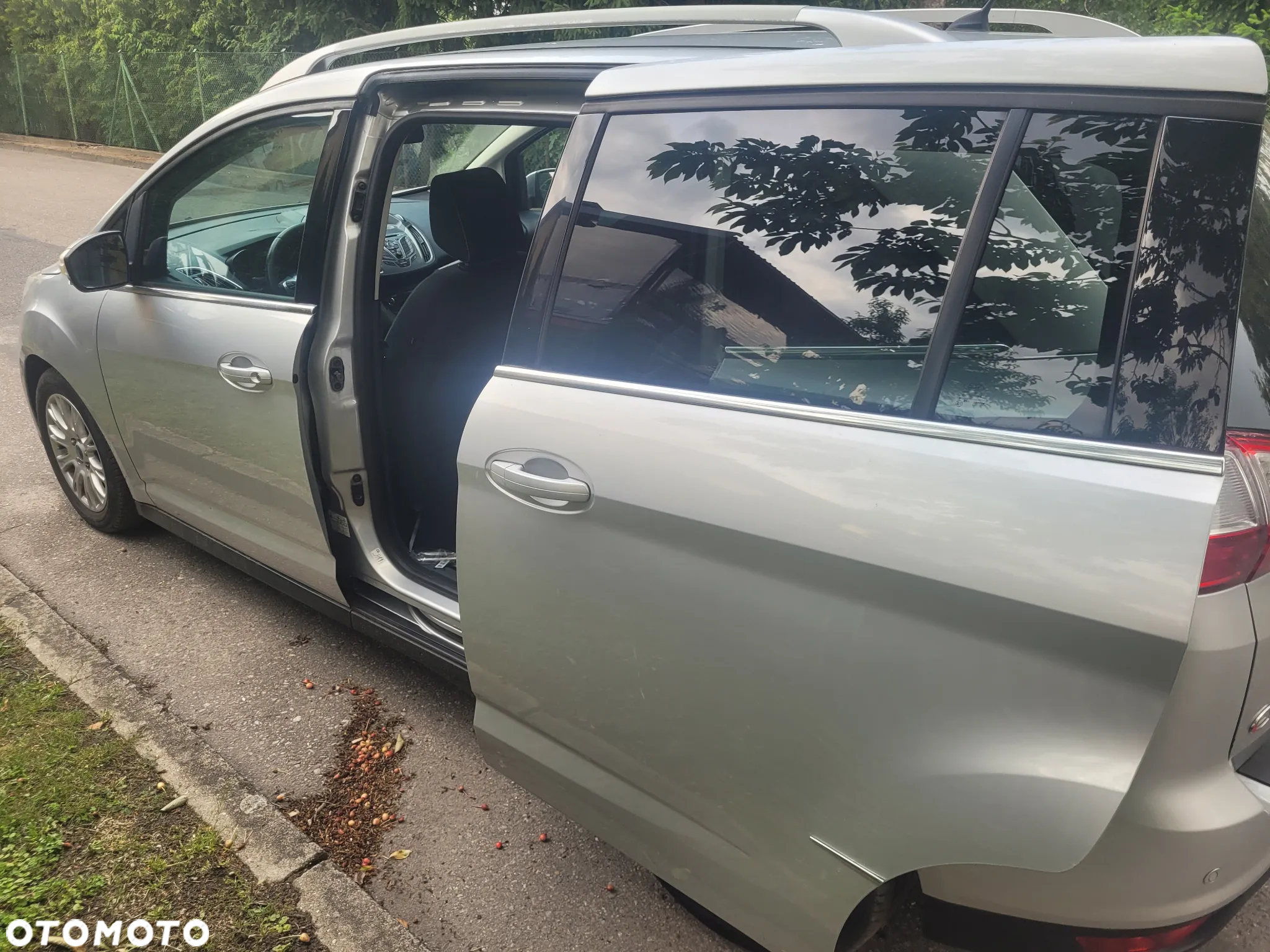 Ford Grand C-MAX - 15