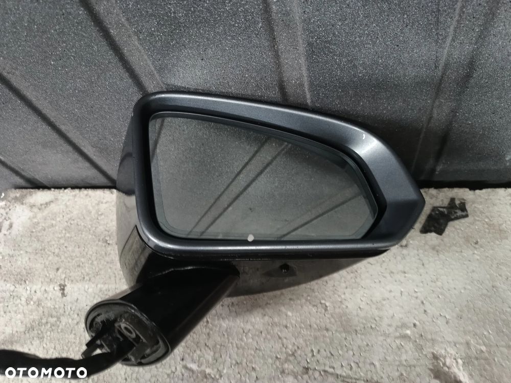 Volvo S90 II V90 II Lusterko Prawe 14 PIN Europa 714 - 2