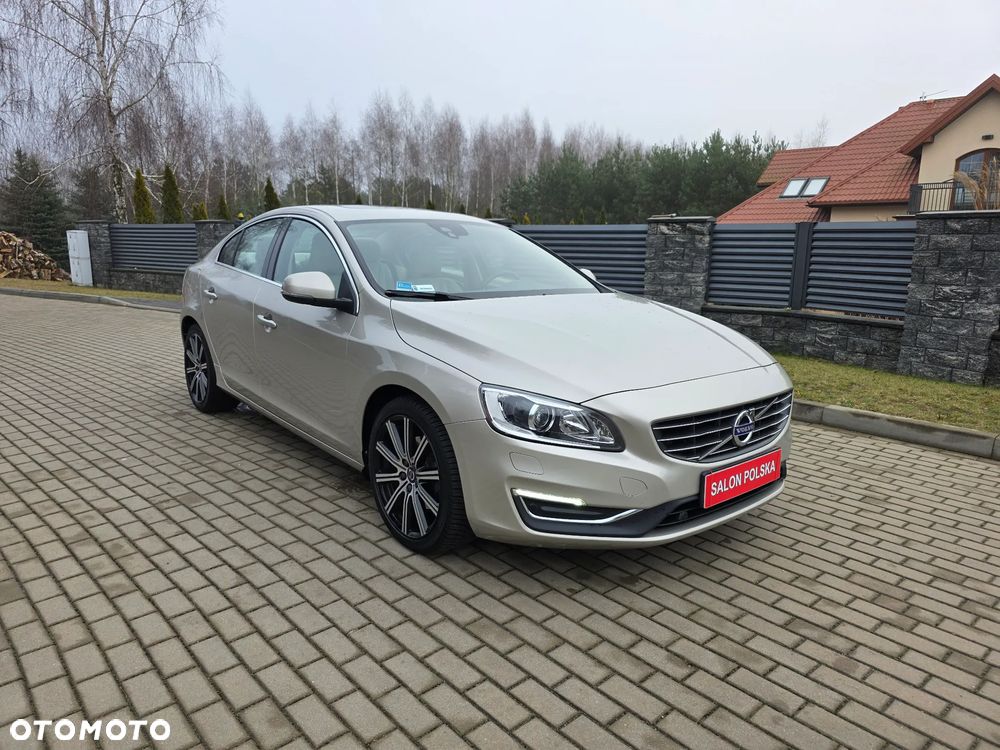 Volvo S60 D4 Geartronic Summum - 4