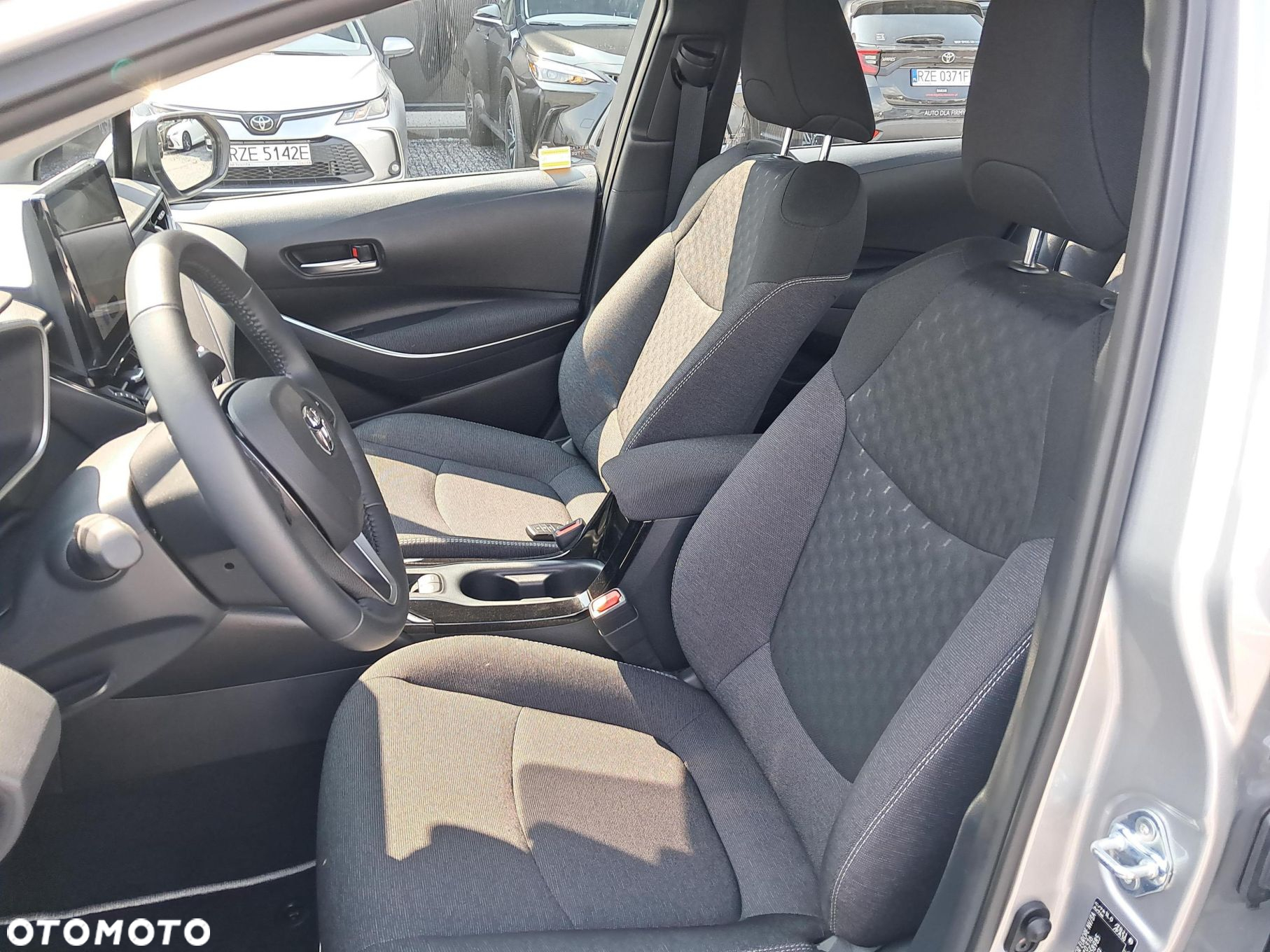 Toyota Corolla - 16