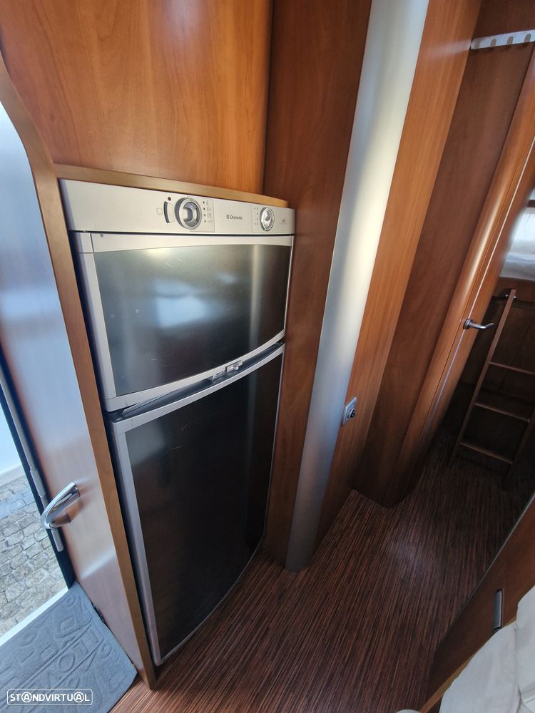 Laika Kreos 3010 cama transversal garagem grande - 26