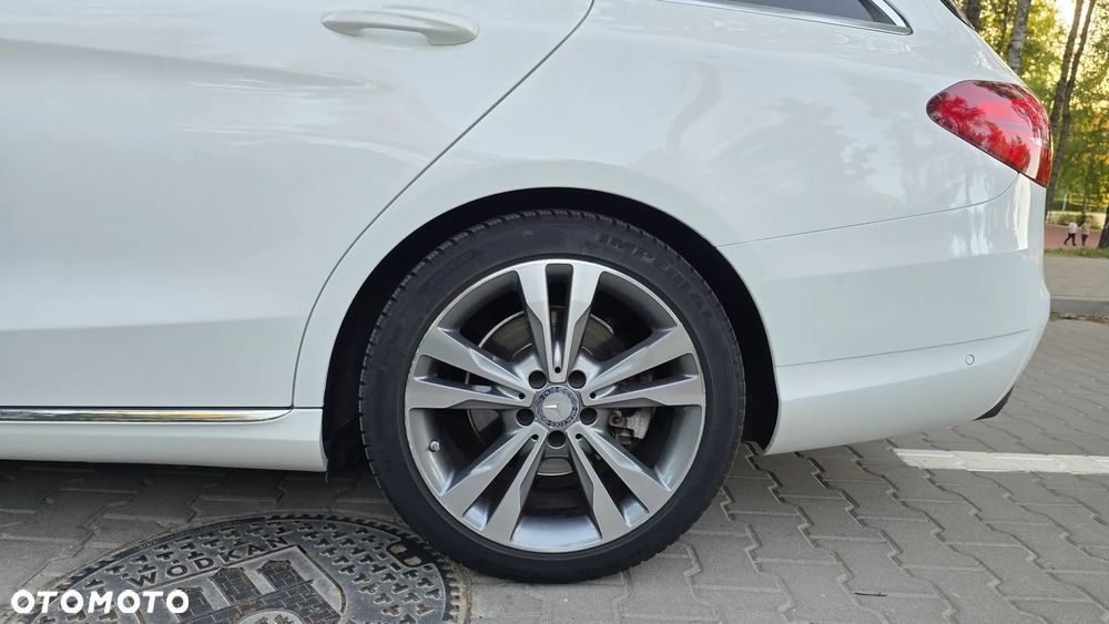 Mercedes-Benz Klasa C 180 (BlueTEC) d AMG Line - 17