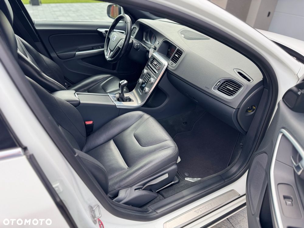 Volvo V60 T4 Drive-E Summum - 9