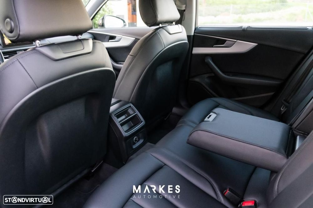 Audi A4 2.0 TDI Design S tronic - 19