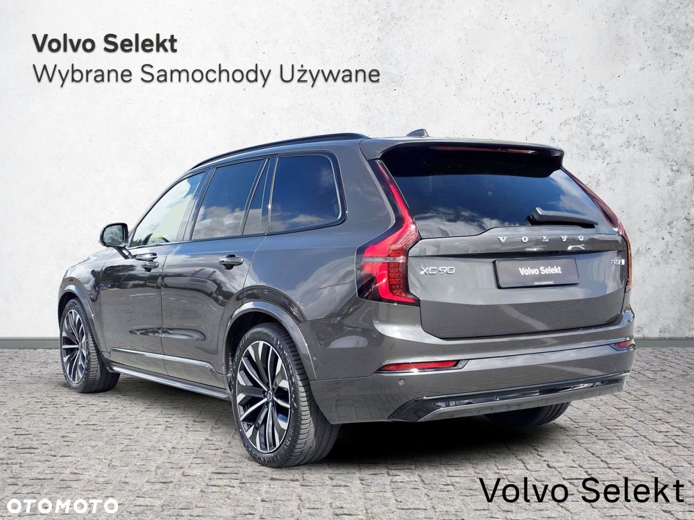 Volvo XC 90 - 8