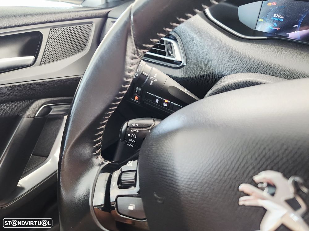 Peugeot 308 SW BlueHDi 130 Allure - 43