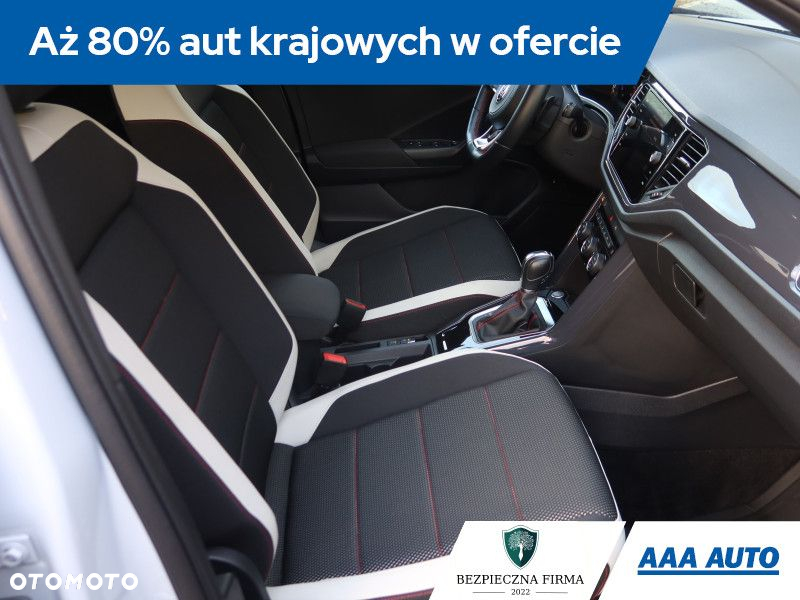 Volkswagen T-Roc - 10