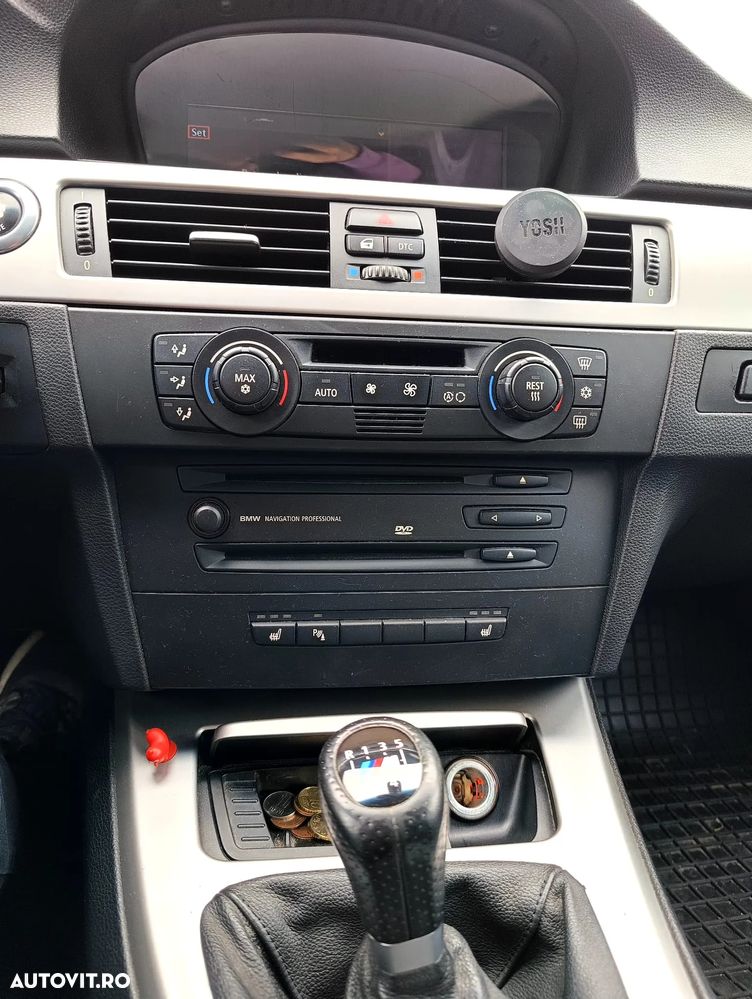 BMW Seria 3 320d DPF Touring Edition Fleet - 18