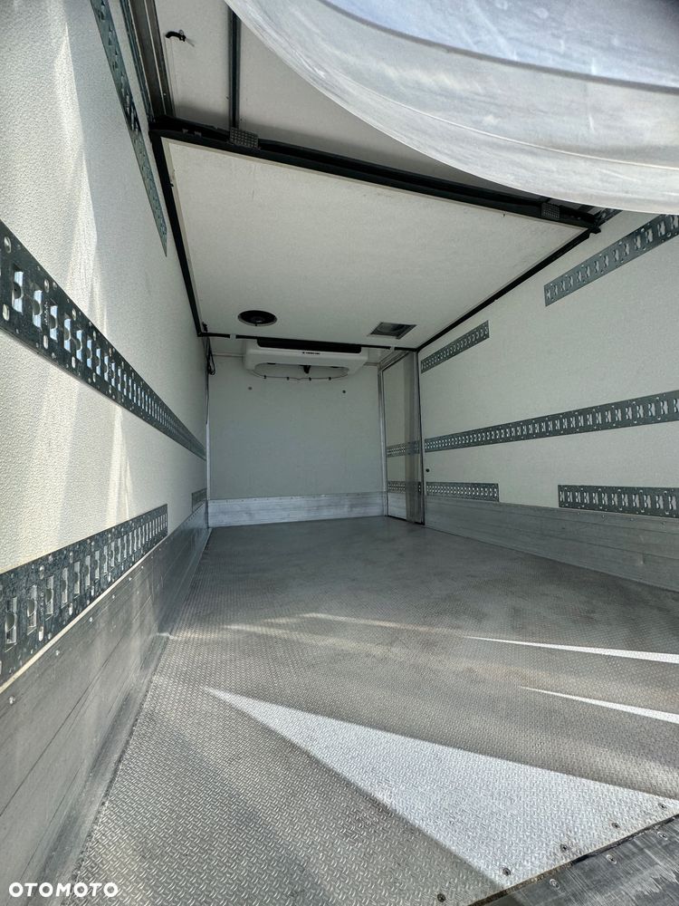 Iveco Daily‼️72C18‼️2021r 3.0 HI-MATIC Chłodnia/Mroźnia zakres -32C/+22C THERMO KING V-500 MAX Źródło Zasilania 400V Grube Ściany/Podłoga Przegroda komorowa‼️ Full LED na bliźniaku Salon Polska DMC7200kg - 6