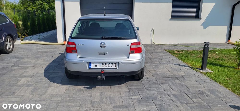 Volkswagen Golf - 4