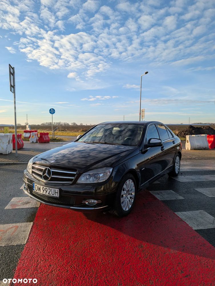 Mercedes-Benz Klasa C 220 CDI DPF Automatik Avantgarde - 3
