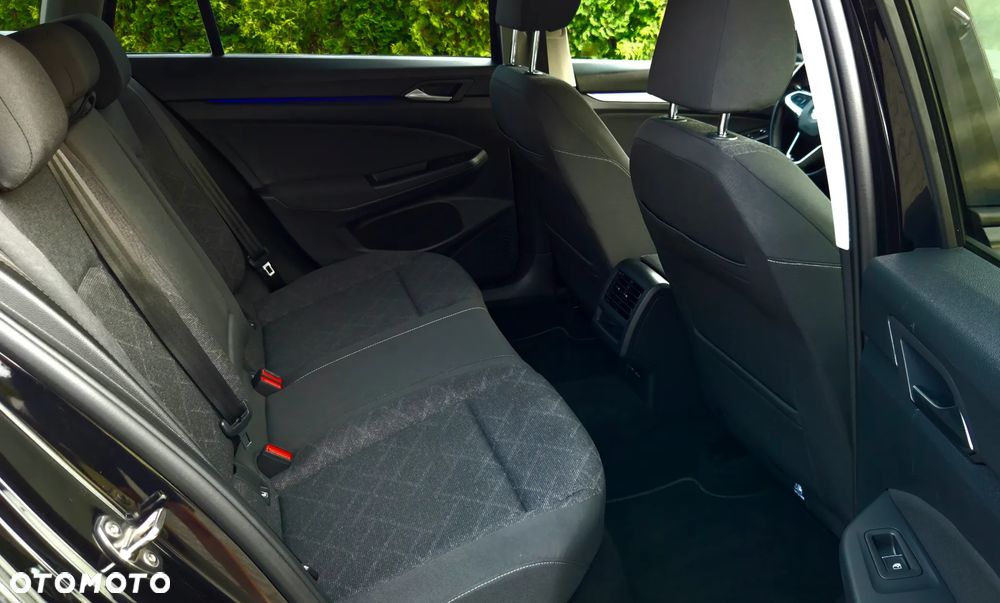 Volkswagen Golf - 16