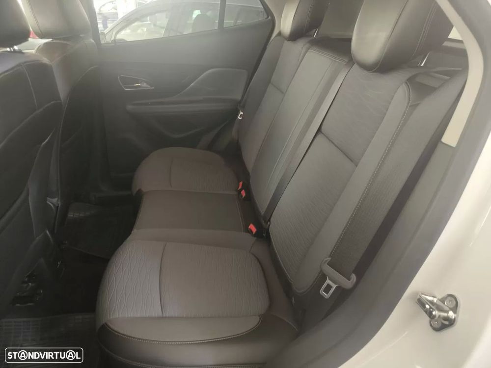 Opel Mokka 1.6 CDTI Black Line S/S — fotografia 8