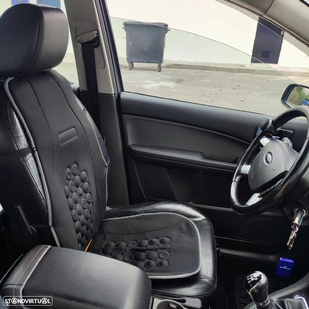 Ford Focus C-Max 1.6 TDCi Ghia - 8