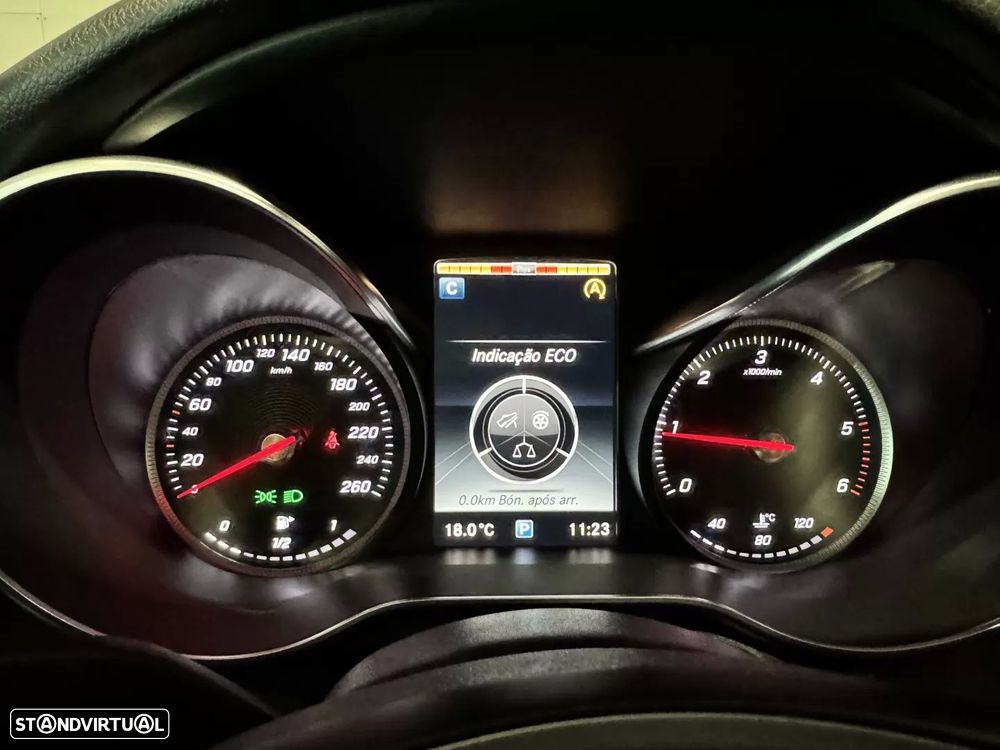 Mercedes-Benz C 180 BlueTEC Avantgarde - 13