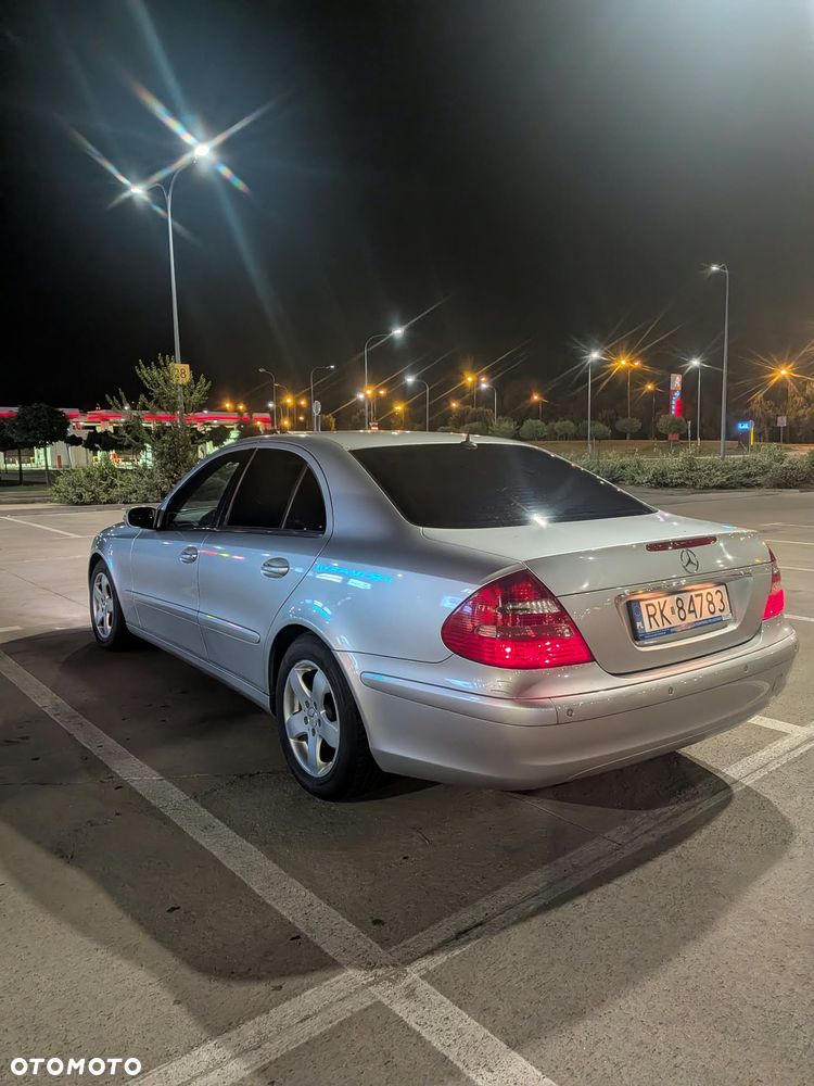 Mercedes-Benz Klasa E 320 CDI Classic - 12
