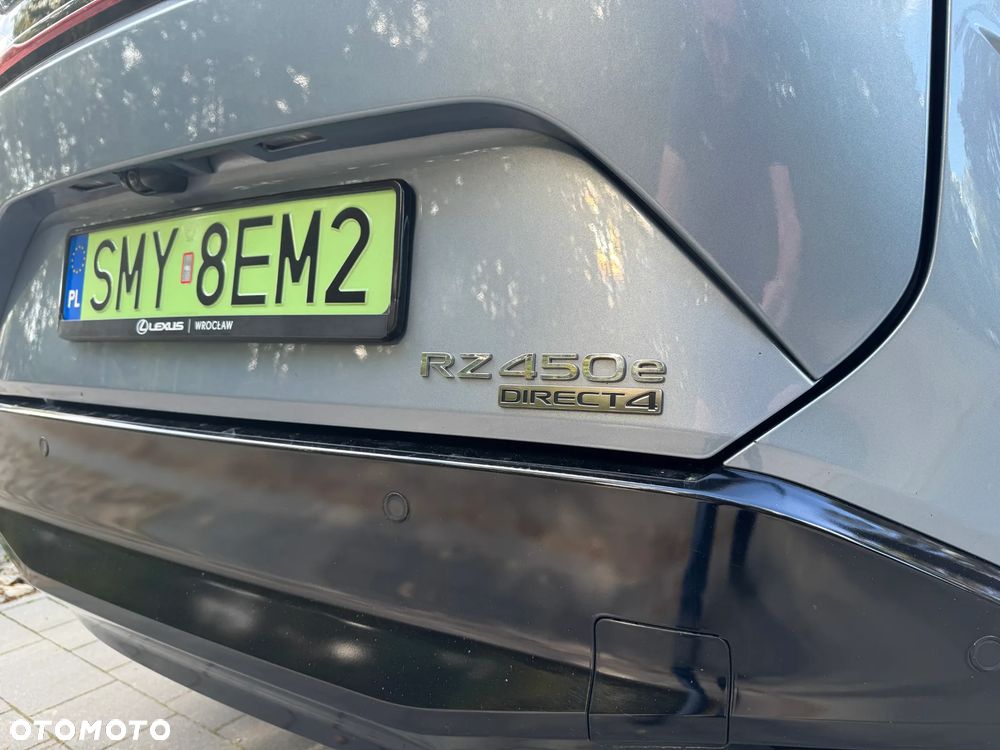 Lexus RZ 450e Omotenashi DIRECT4 - 5
