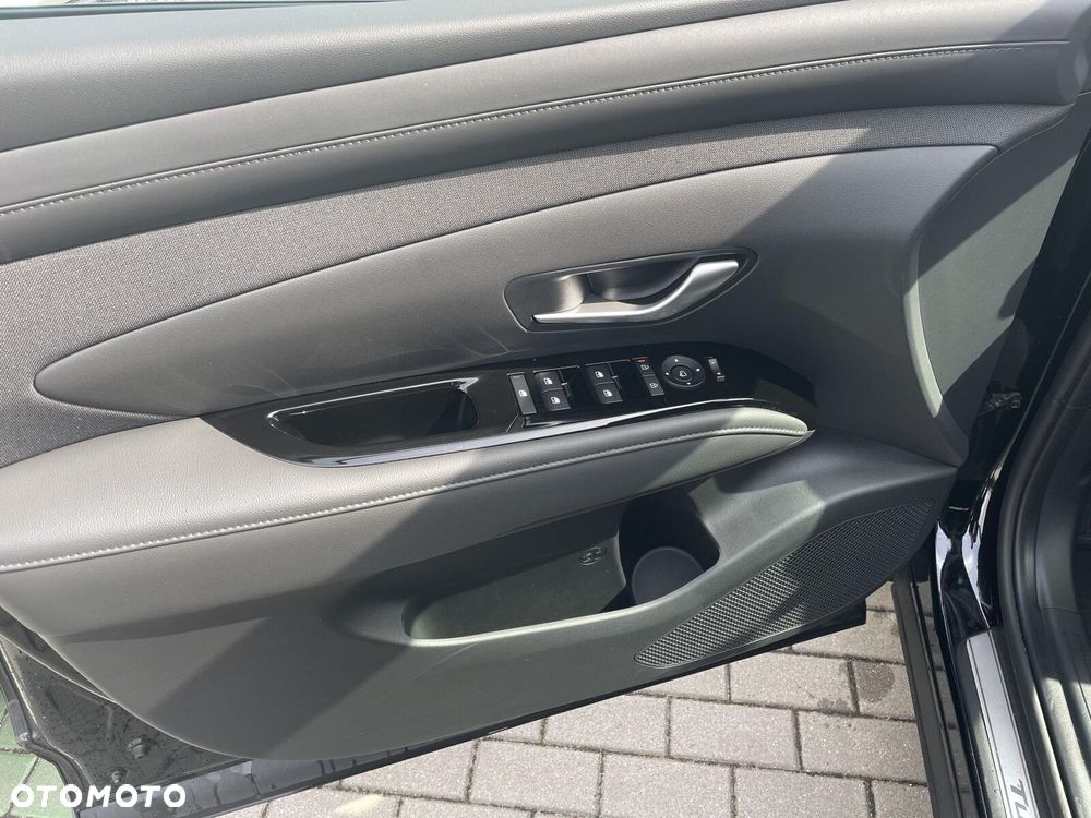 Hyundai Tucson 1.6 T-GDi Executive 2WD - 11