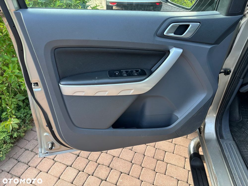 Ford Ranger 2.2 TDCi 4x4 DC XLT - 10