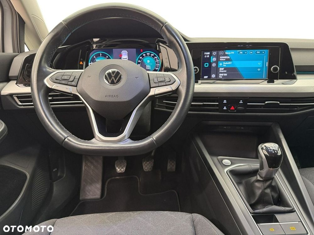 Volkswagen Golf - 10