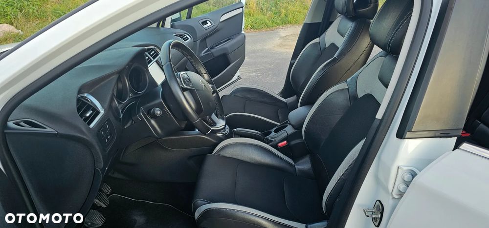 Citroën C4 BlueHDi 100 Stop&Start 86g Selection - 11