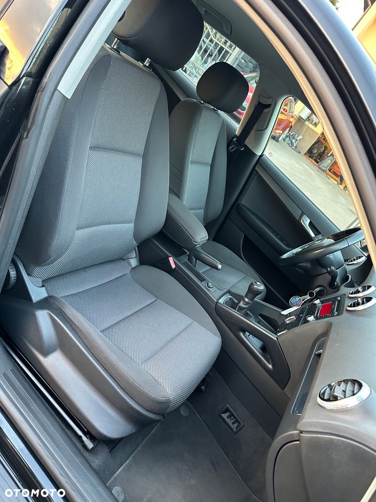 Audi A3 Sportback 1.6 TDI DPF Attraction - 23