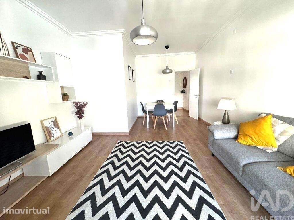 Apartamento T2 em São Domingos De Benfica de 71,00 m2 - Grande imagem: 3/24