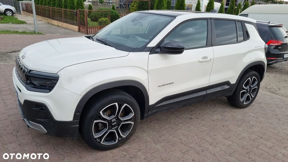 Jeep Avenger 1.2 GSE T3 Turbo-Benzin GDI Summit - 11