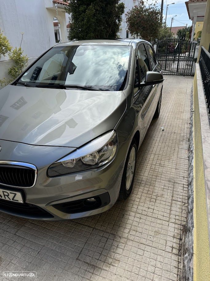 BMW 216 Active Tourer d Aut. Advantage - 4