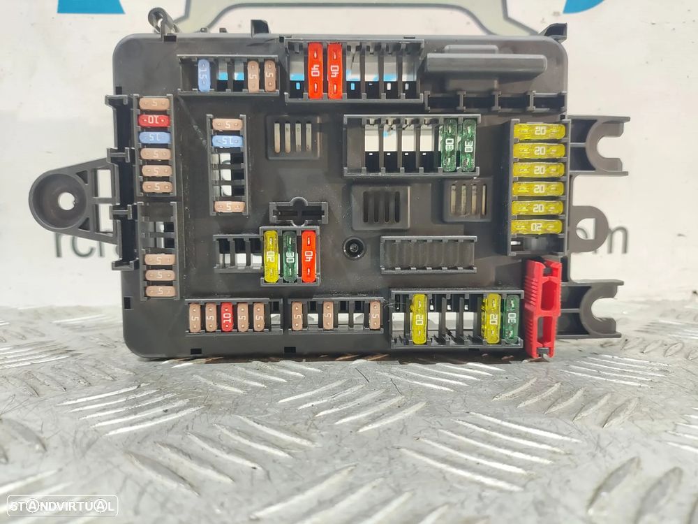 CAIXA FUSIVEIS BMW SERIE 1 F21 61149261111 9261111 TAMPA CAIXA FUSIVEIS PAINEL COMANDO CONTROLO - 6