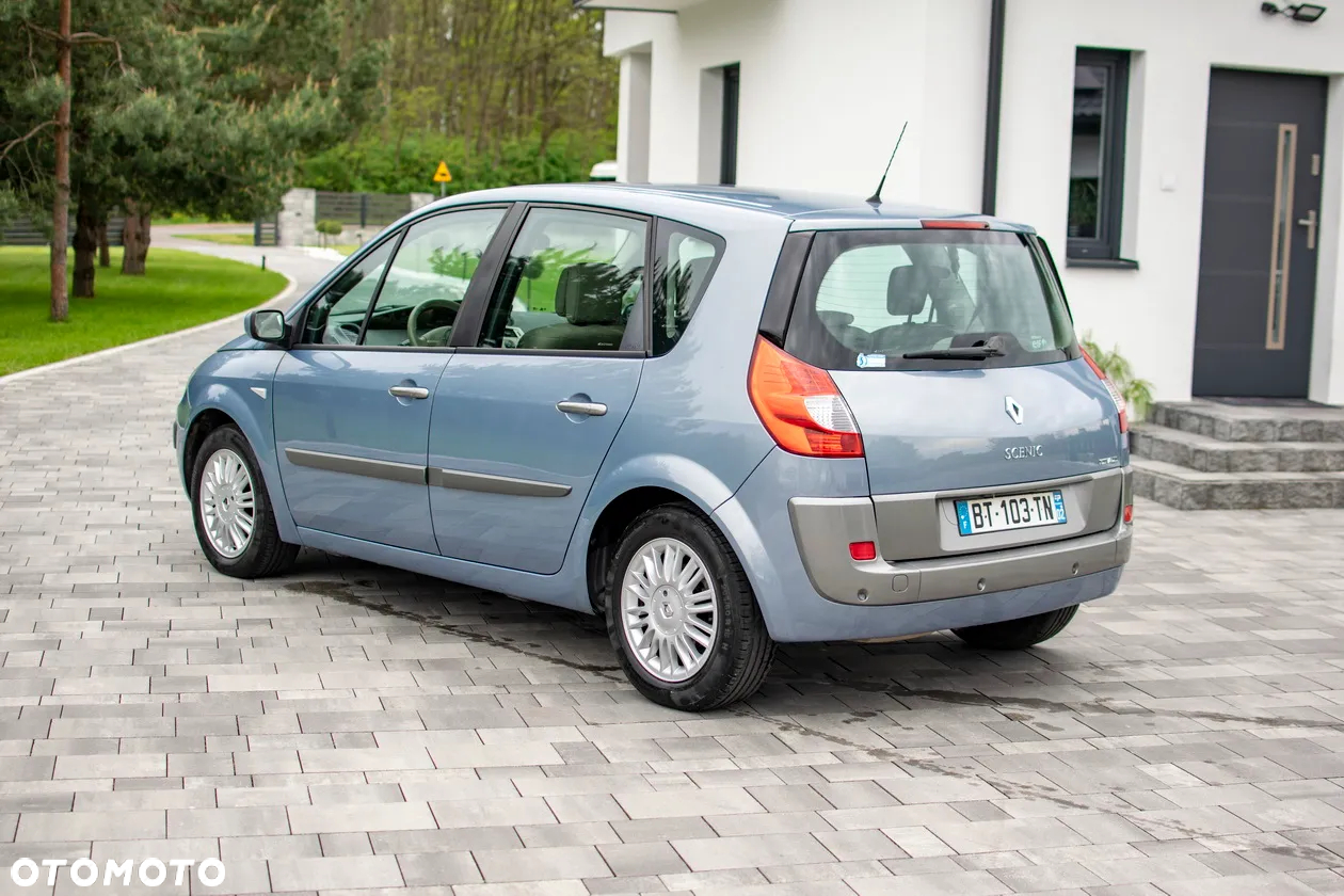 Renault Scenic - 24