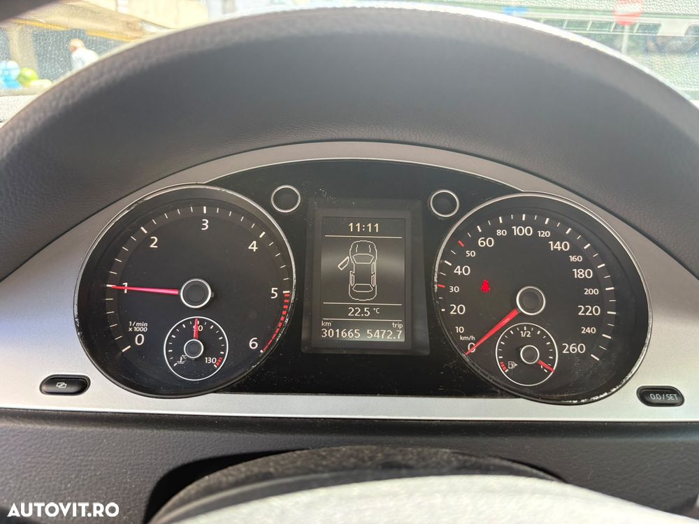 Volkswagen Passat 2.0 TDI Comfortline DPF - 12