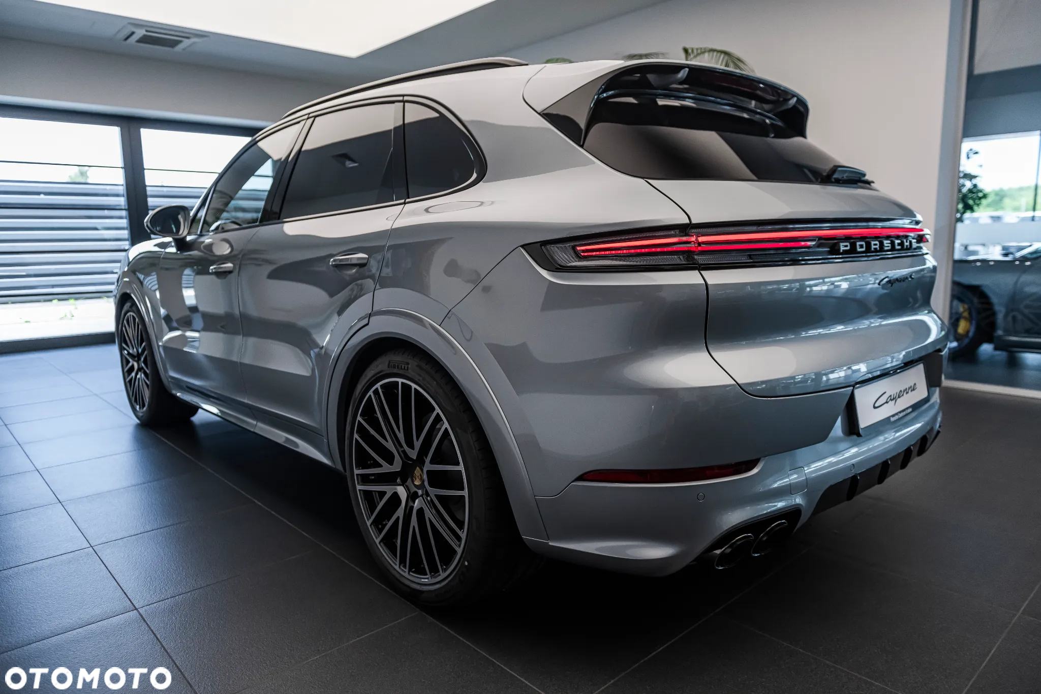 Porsche Cayenne S - 12