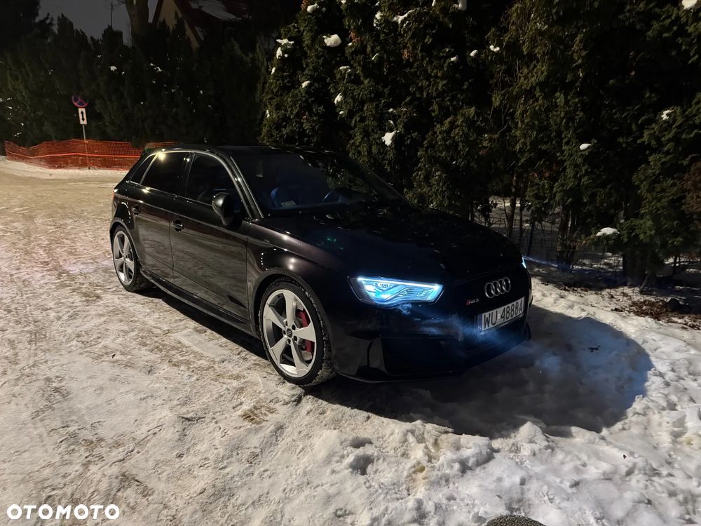 Audi RS3 Sportback Standard - 3