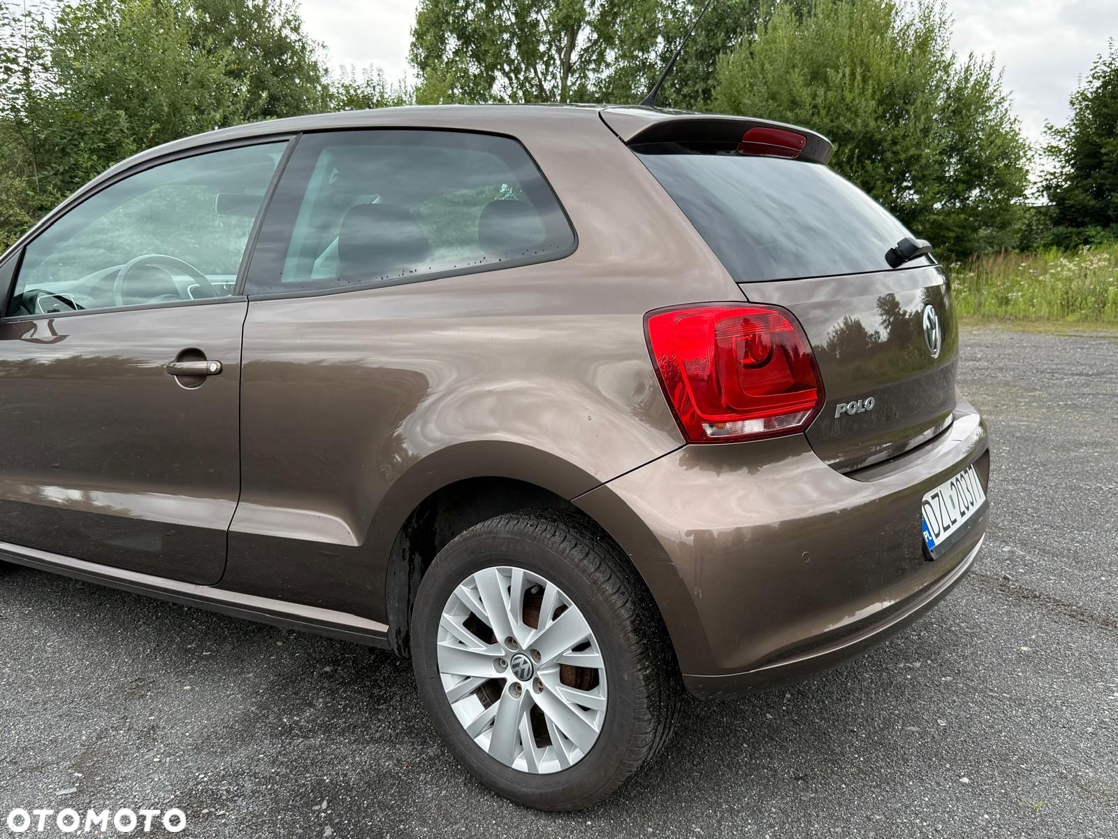 Volkswagen Polo - 2