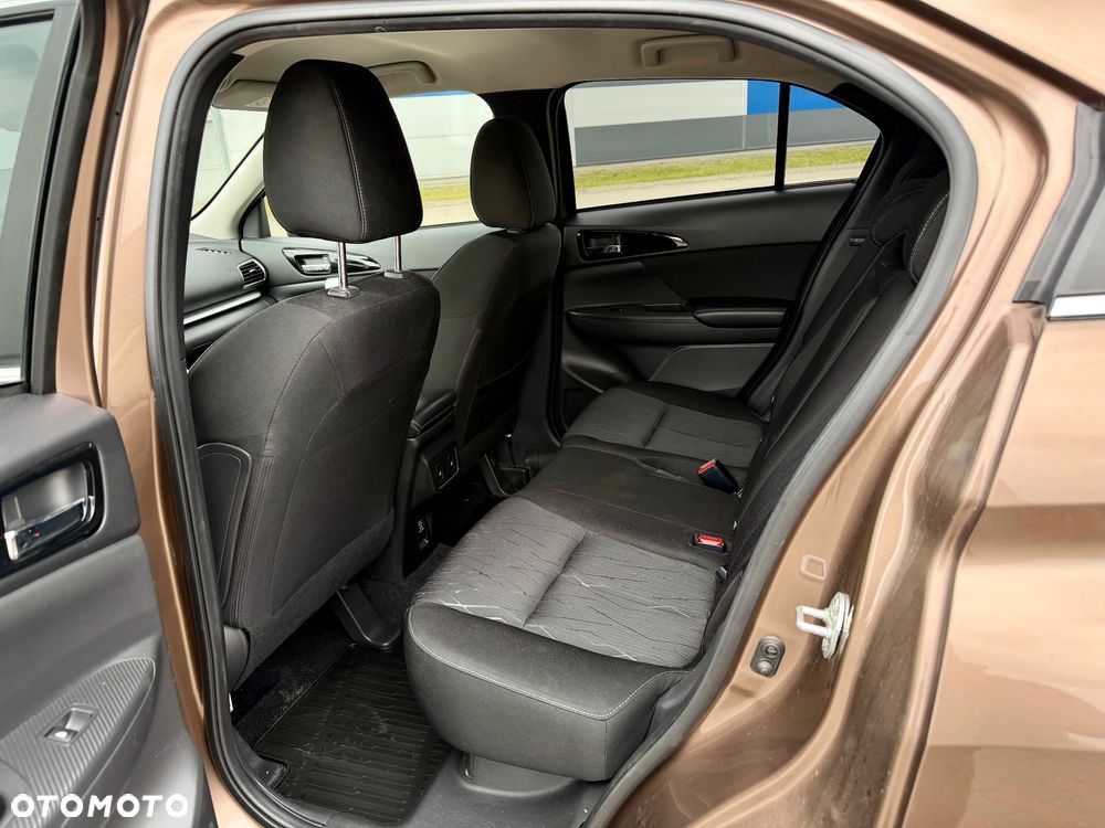 Mitsubishi Eclipse Cross 1.5 T Inform - 15