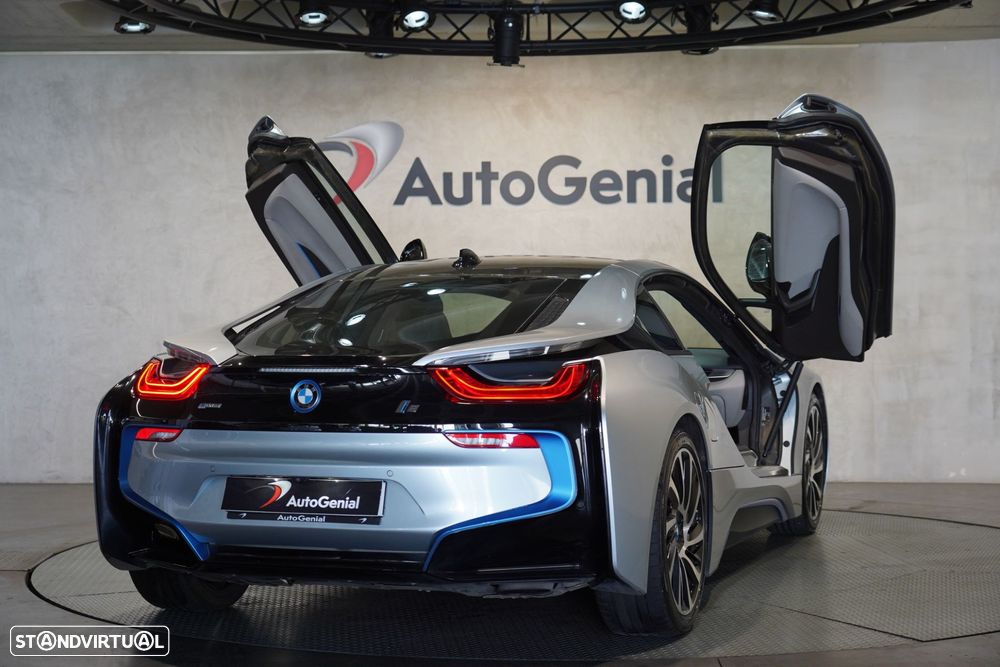 BMW i8 - 8