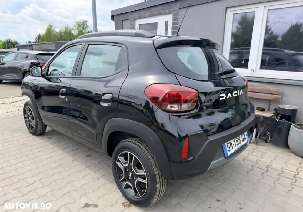 Dacia Spring Essential - 7