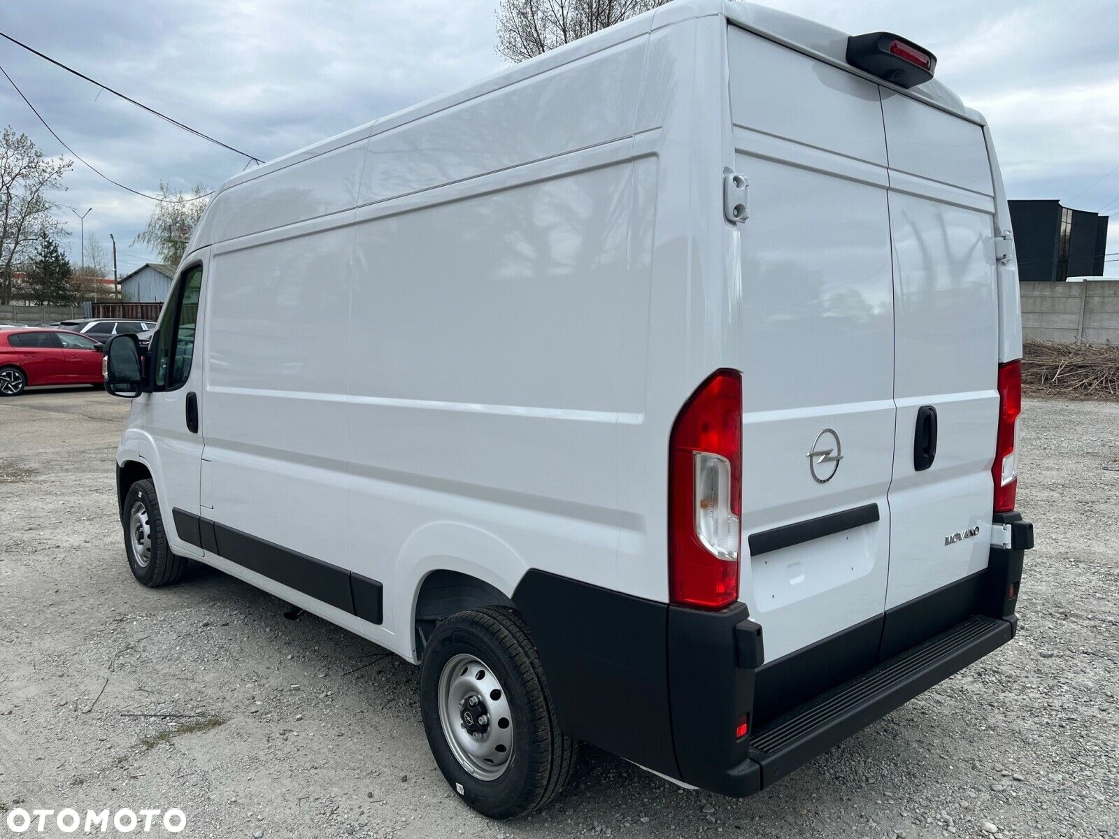 Opel movano Furgon L2H2 2.2 Diesel 140KM MT6 3.3t - 4