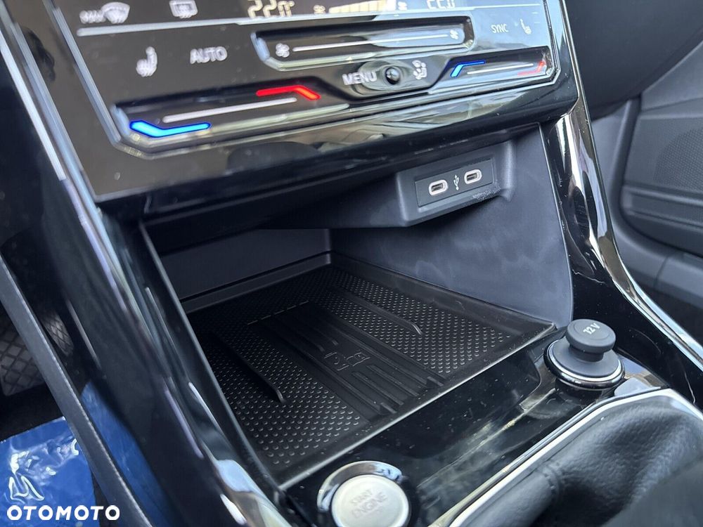 Volkswagen T-Cross - 27