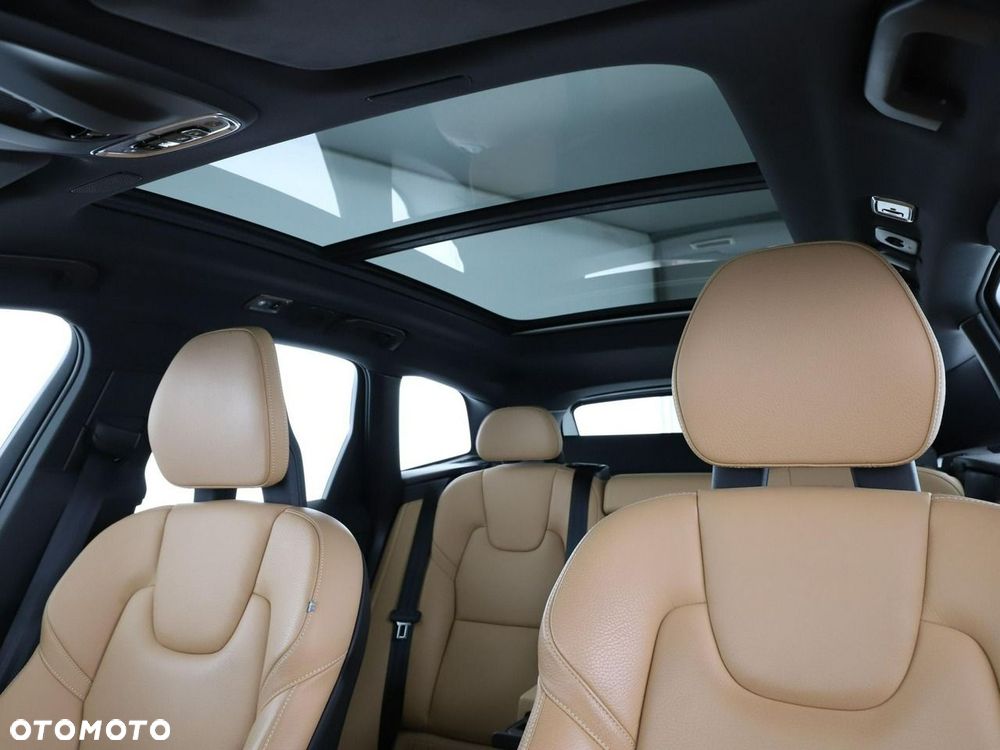 Volvo XC 60 T8 Twin Engine AWD Geartronic Inscription - 39