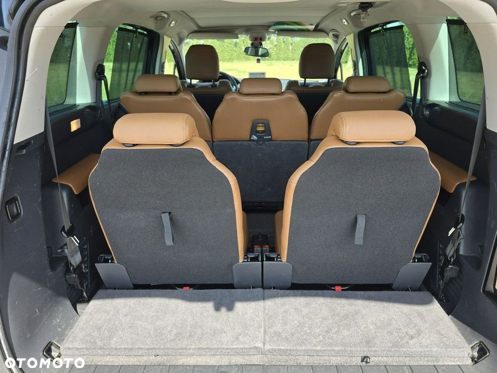 Peugeot 5008 - 22