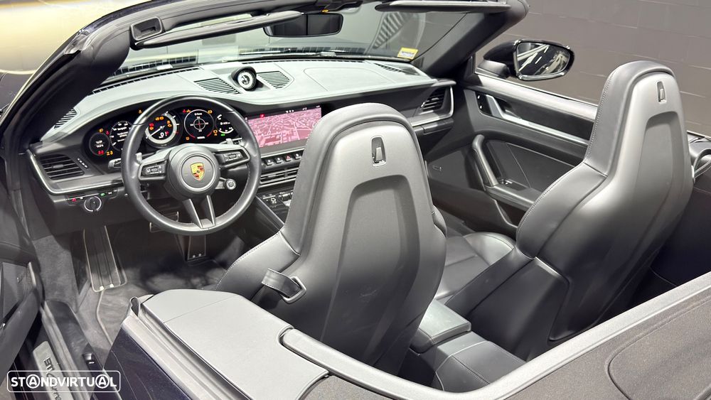 Porsche 911 (992) Carrera 4S PDK - 52