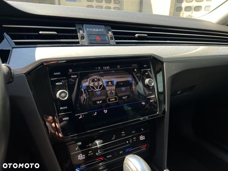 Volkswagen Passat Variant 2.0 TDI EVO Business DSG - 15