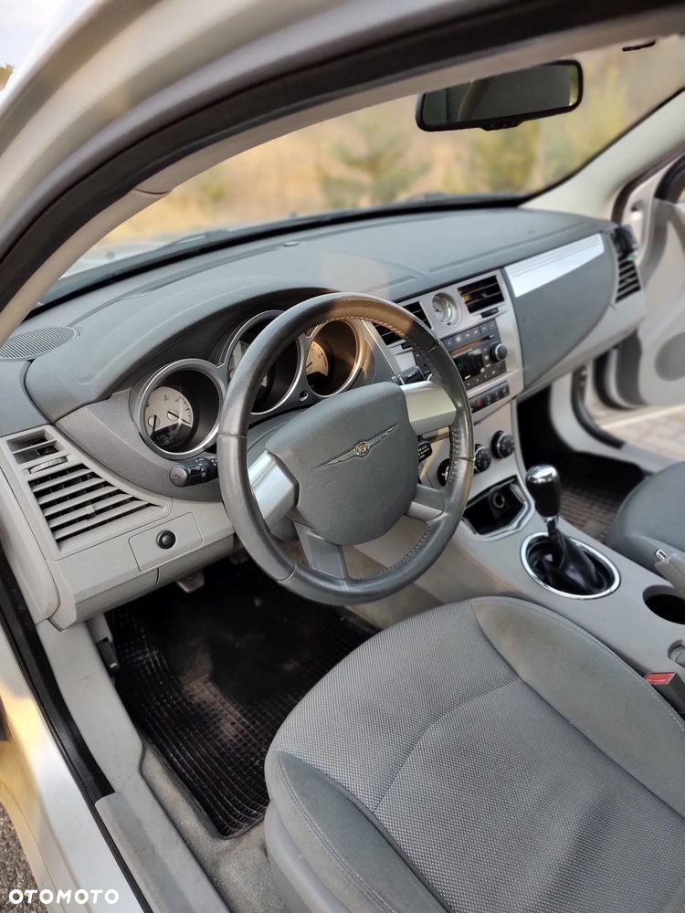Chrysler Sebring - 8
