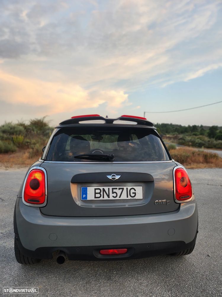 MINI 3 Portas One D Metropolitan - 10