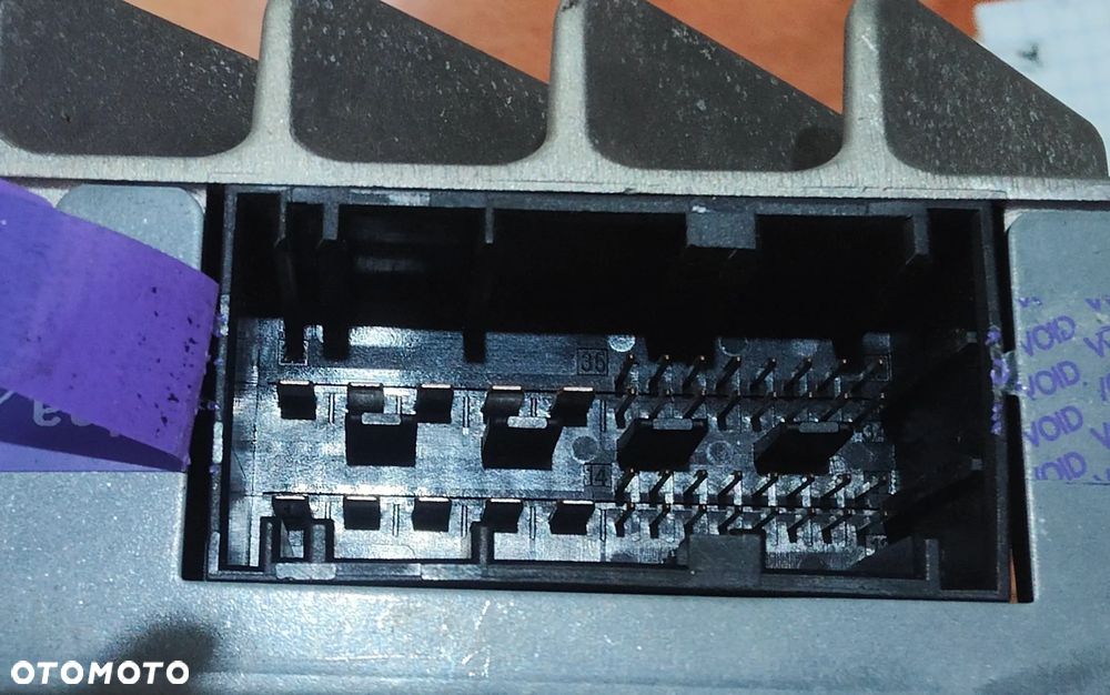 MINI COOPER R56 13r WZMACNIACZ AUDIO 9296630 - 3