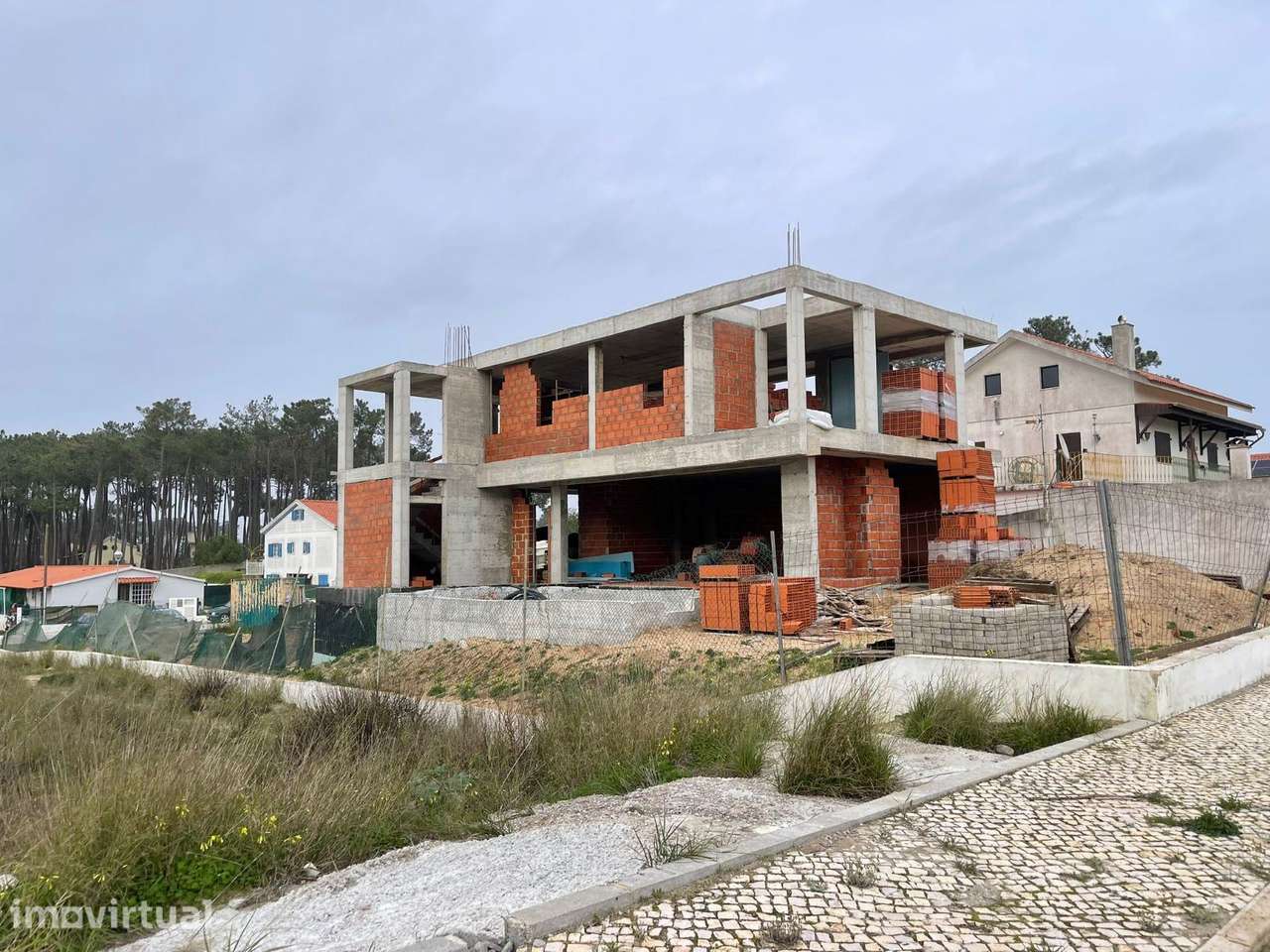 MORADIA T3 COM PISCINA EM SESIMBRA - Grande imagem: 2/29