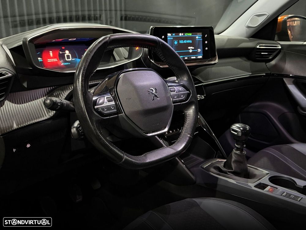 Peugeot 2008 1.2 PureTech Allure Pack - 14