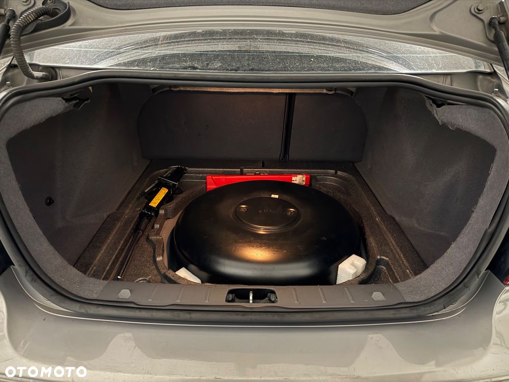 Volvo S40 T5 Summum - 32